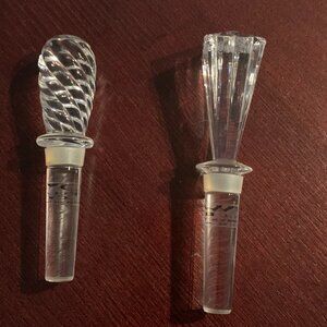 Towle Austrian Crystal Bottle Stoppers Set of 2 Pinecone Swirl and Diamond Top
